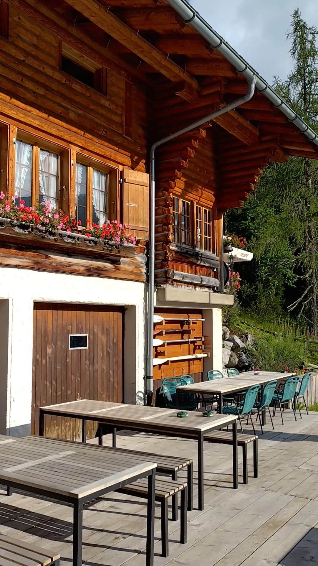 Swiss at a Feutersoey restaurant