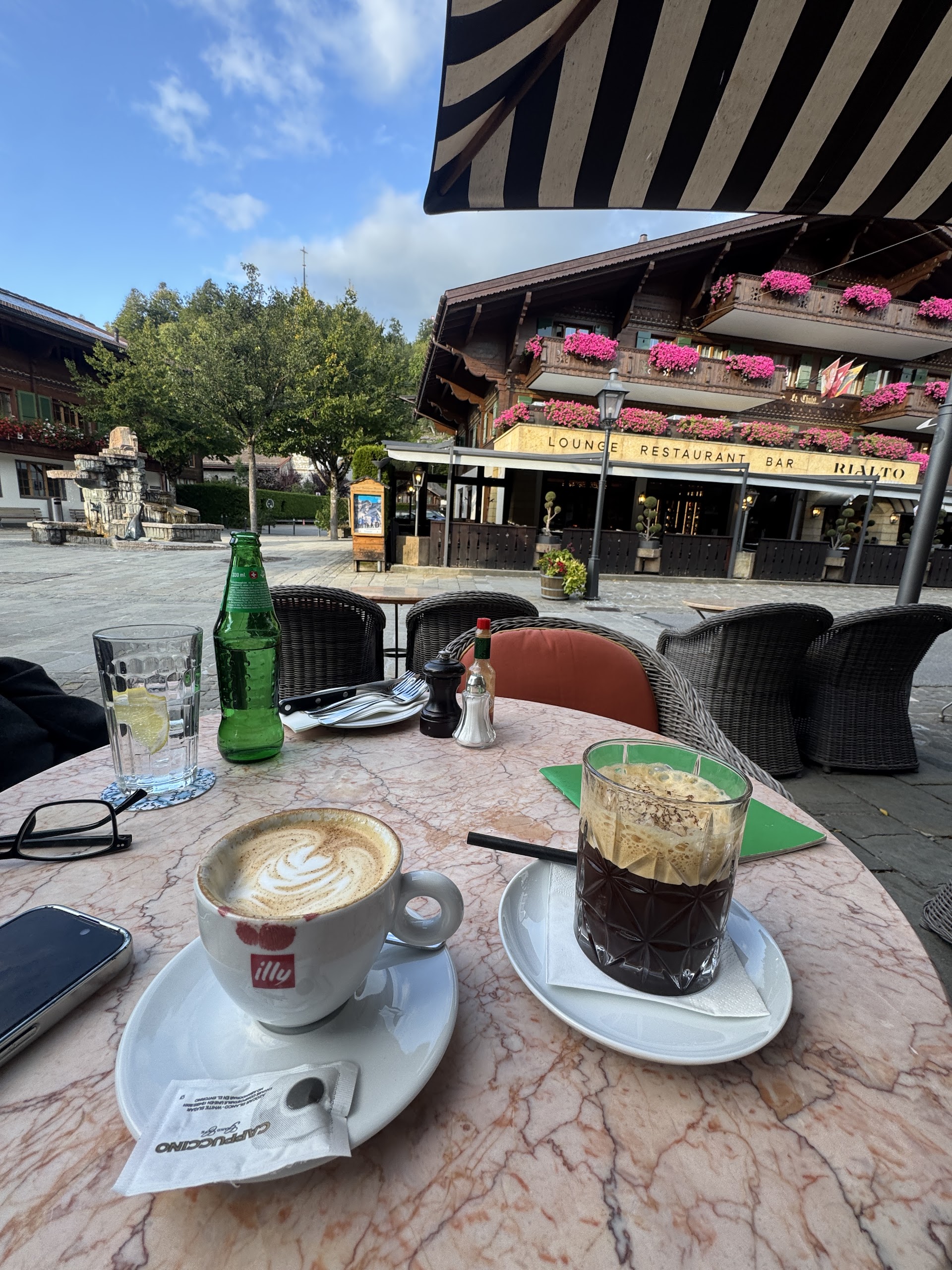 Cappuccino Gstaad photo 3