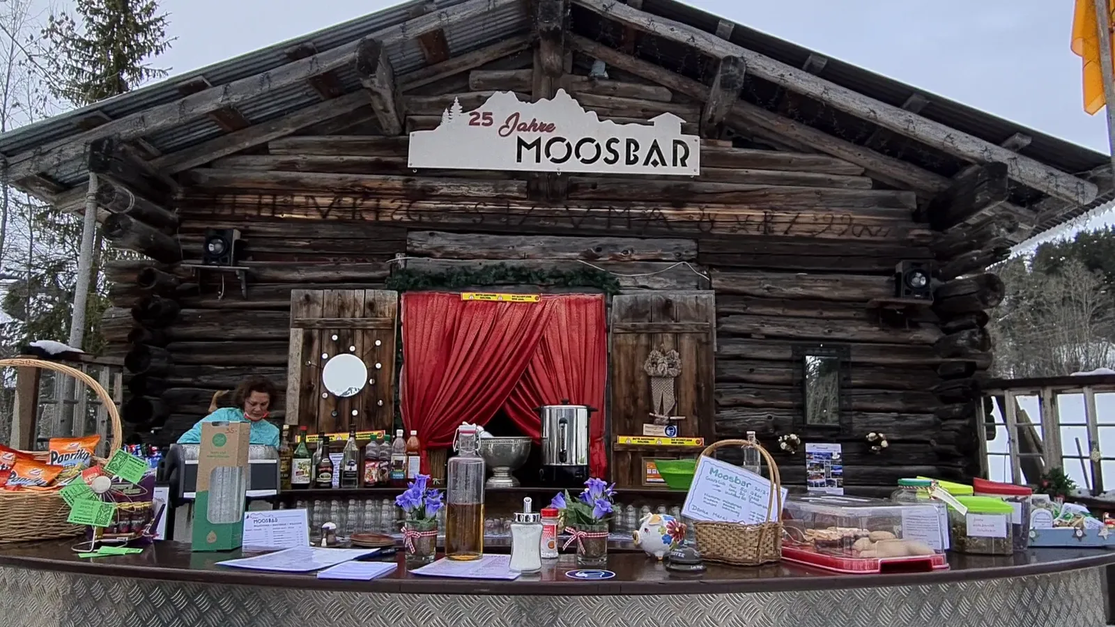 Moosbar photo 2