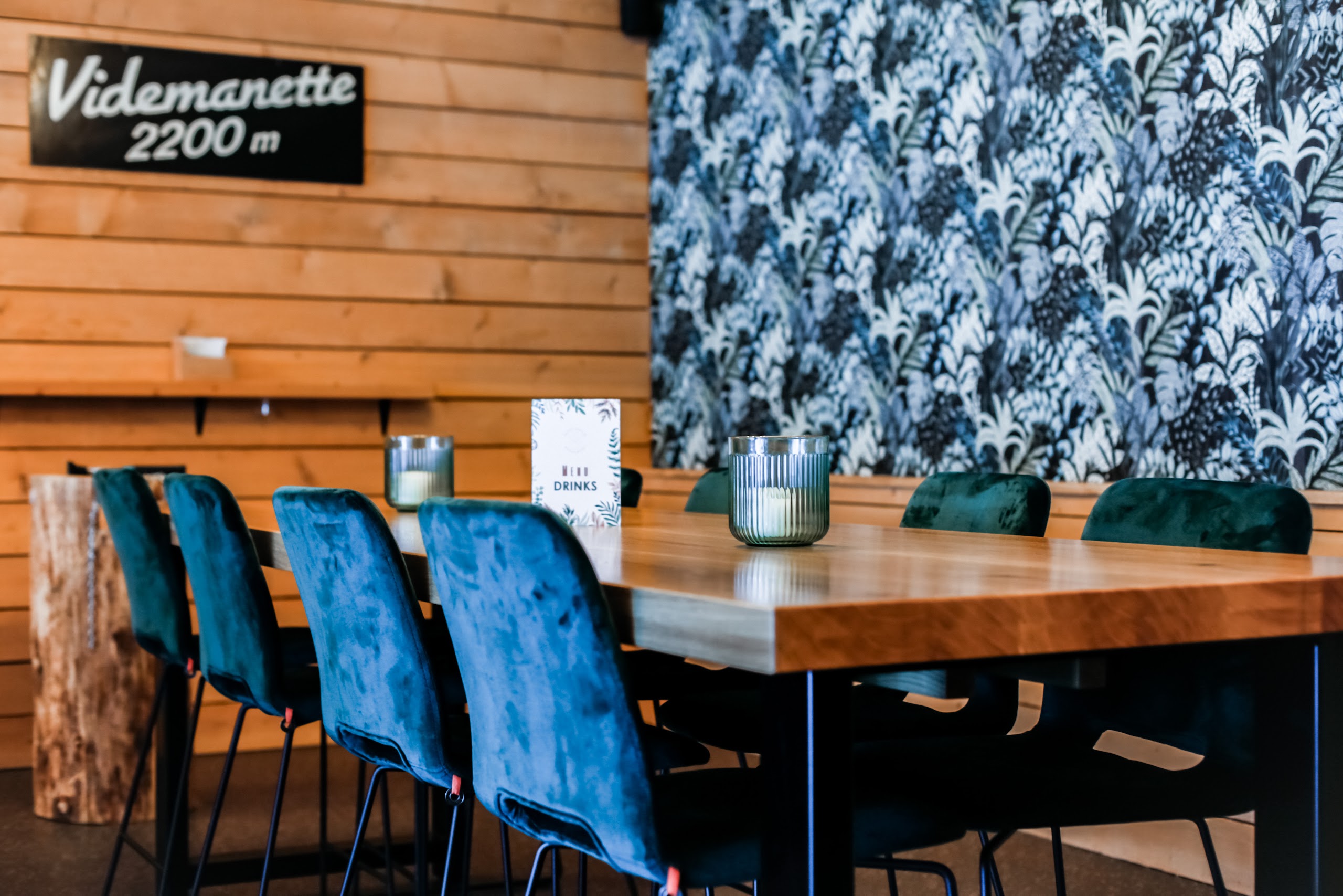 Valley Station Rougemont - Café & Bar